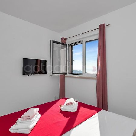 Luxury Apartment Poseidon - Free Beach Parking Makarska Bagian luar foto